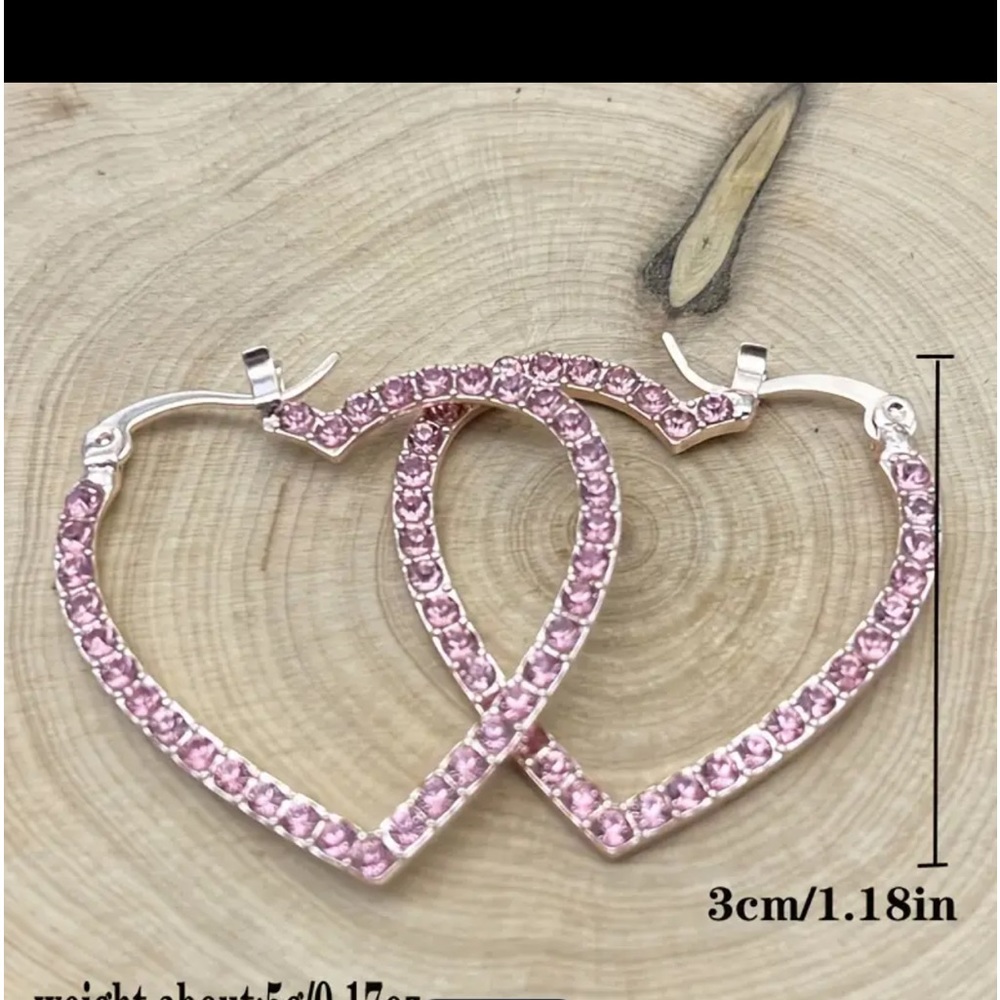 New Gorgeous Pink Rhinestone heart shaped earrings - Picture 3 of 3